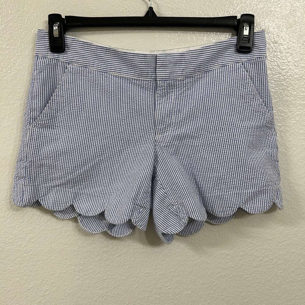 LILLY PULITZER SEERSUCKER BLUE WHITE STRIPED BUTTERCUP WOMEN'S SHORTS,SIZE 2